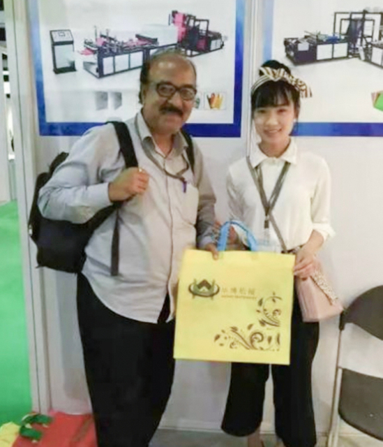 معرض الهند لشركة آلة ختم حلقة المقبض